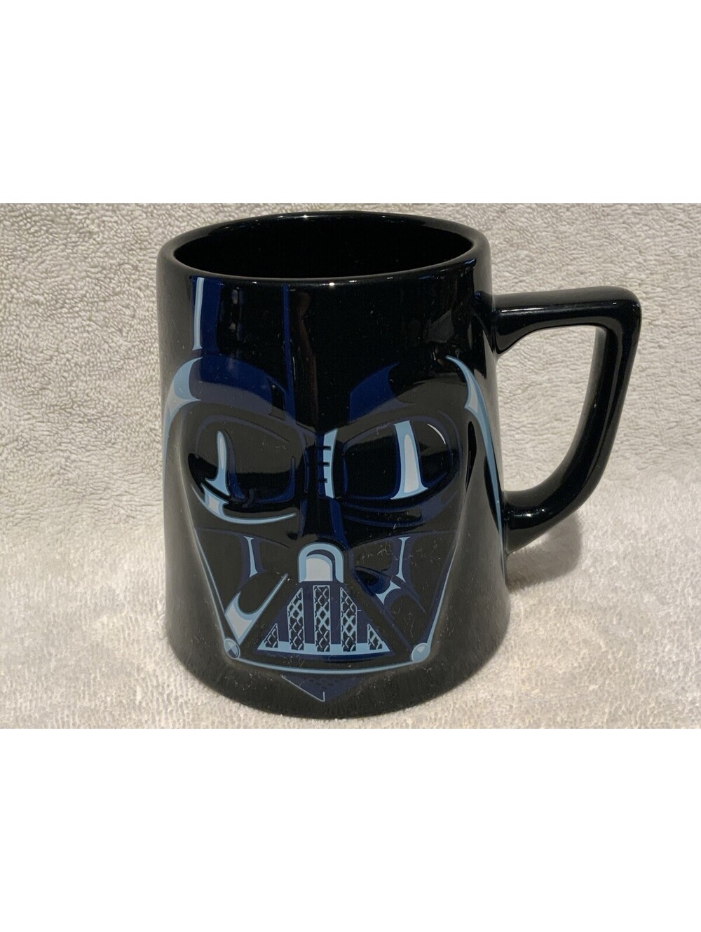 Disney Store Authentic Official Star Wars Darth Vader 18oz. Mug
